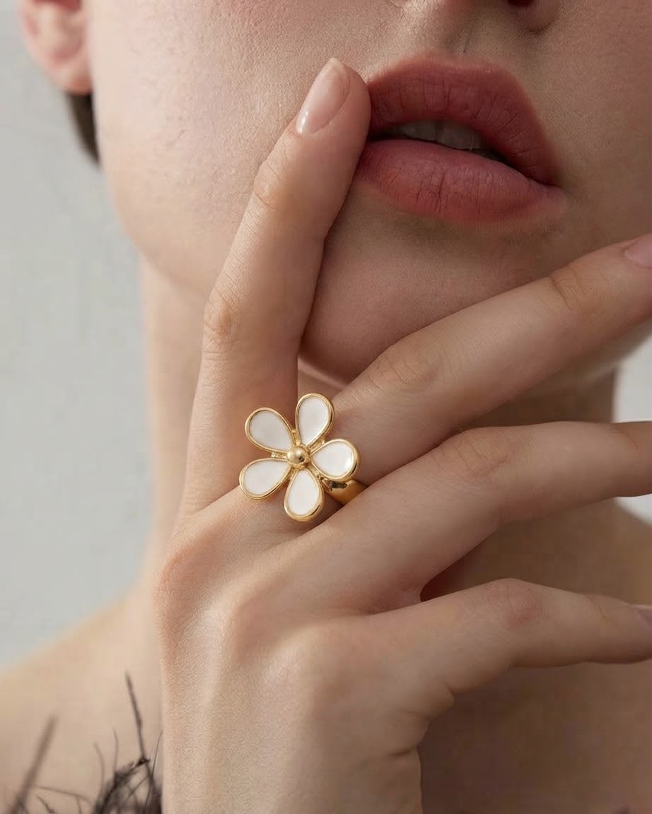 Rosette Ring - Image 2